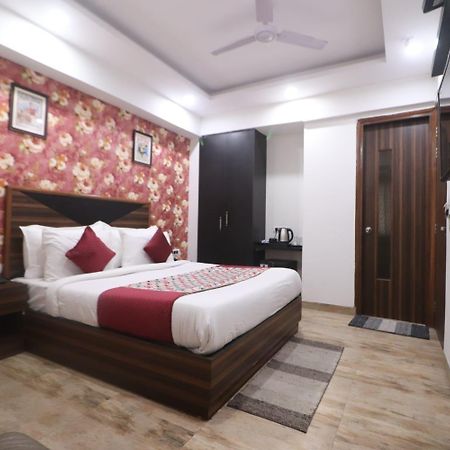 Hotel The Infinity Near Delhi Airport New Delhi Eksteriør billede