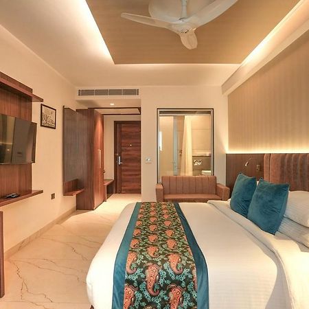 Hotel The Infinity Near Delhi Airport New Delhi Eksteriør billede